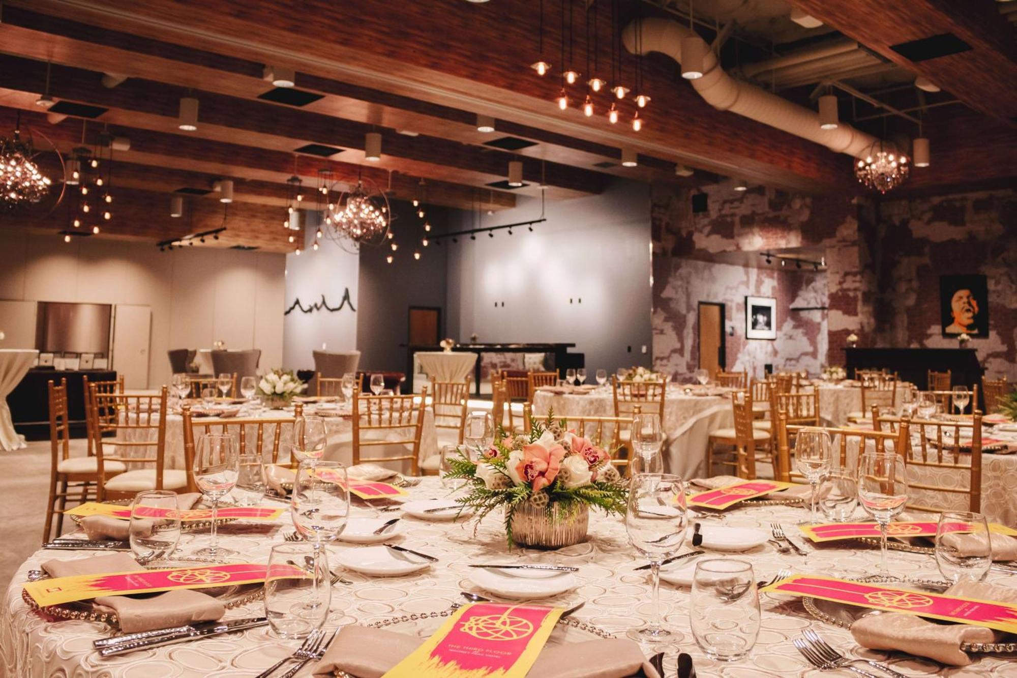 Whitney Peak Hotel Reno, Tapestry Collection By Hilton מראה חיצוני תמונה