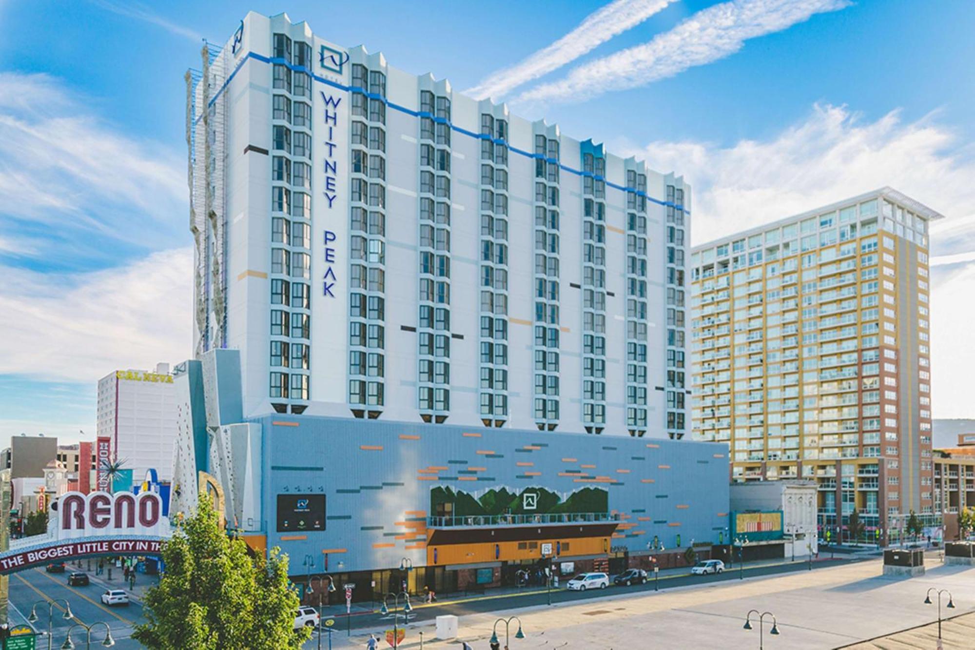 Whitney Peak Hotel Reno, Tapestry Collection By Hilton מראה חיצוני תמונה