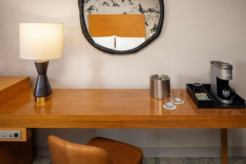 Whitney Peak Hotel Reno, Tapestry Collection By Hilton חדר תמונה